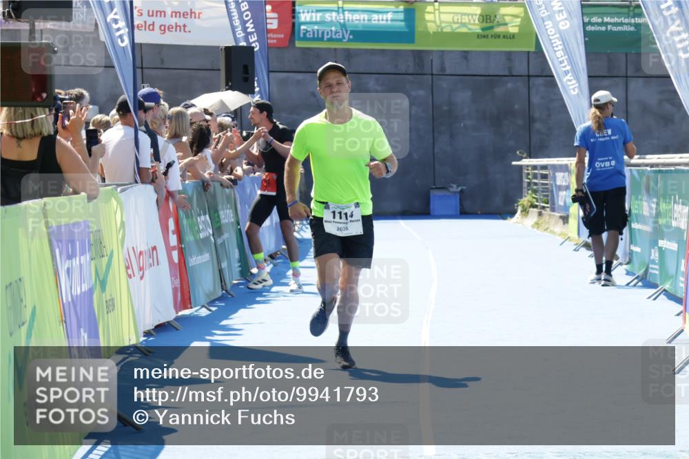 09.08.2026 - GEWOBA Citytriathlon Bremen Yannick Fuchs http://msf.ph/oto/9941793 09.08.2026 14:02:46 Ziel 1114 meine-sportfotos.de