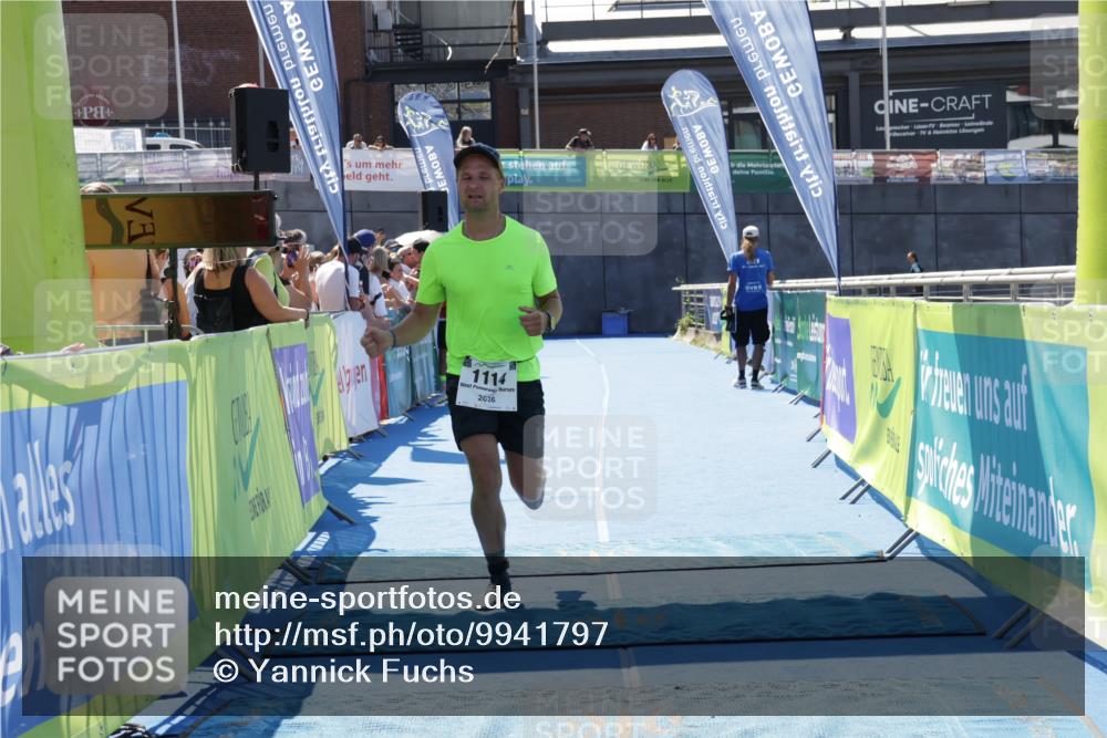 09.08.2026 - GEWOBA Citytriathlon Bremen Yannick Fuchs http://msf.ph/oto/9941797 09.08.2026 14:02:48 Ziel 691, 1114 meine-sportfotos.de