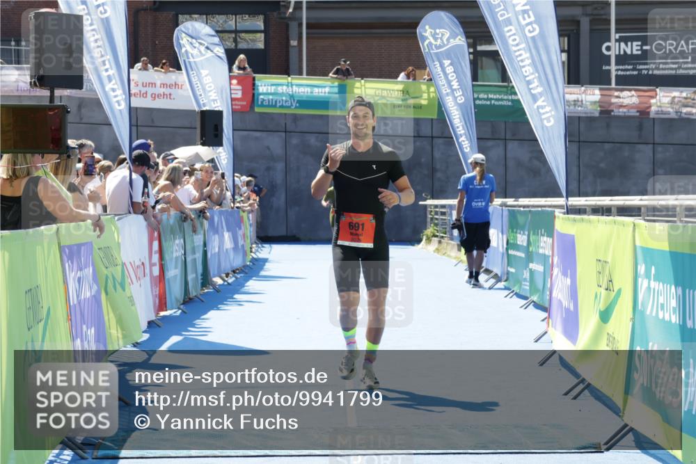 09.08.2026 - GEWOBA Citytriathlon Bremen Yannick Fuchs http://msf.ph/oto/9941799 09.08.2026 14:02:52 Ziel 691, 1114 meine-sportfotos.de