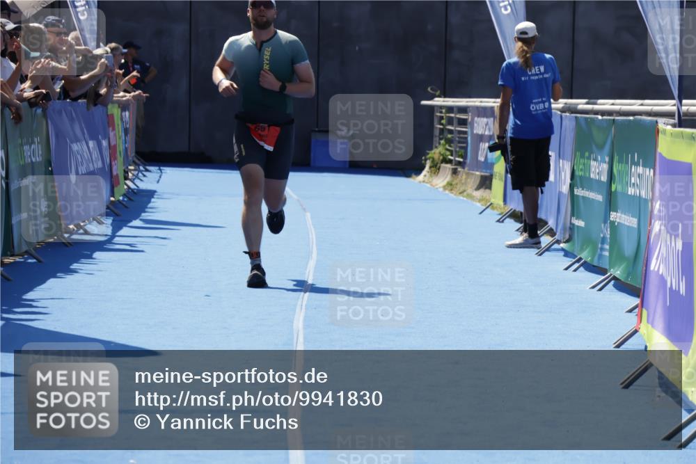 09.08.2026 - GEWOBA Citytriathlon Bremen Yannick Fuchs http://msf.ph/oto/9941830 09.08.2026 14:03:08 Ziel 651, 849 meine-sportfotos.de
