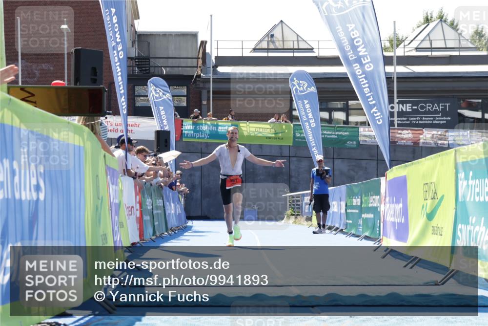 09.08.2026 - GEWOBA Citytriathlon Bremen Yannick Fuchs http://msf.ph/oto/9941893 09.08.2026 14:06:04 Ziel 561 meine-sportfotos.de