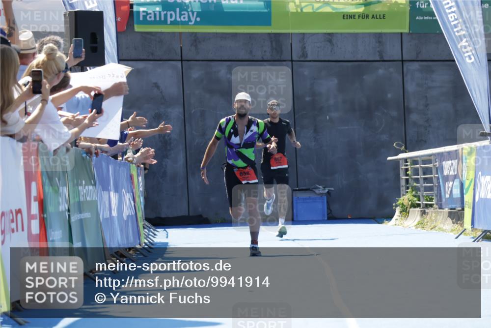 09.08.2026 - GEWOBA Citytriathlon Bremen Yannick Fuchs http://msf.ph/oto/9941914 09.08.2026 14:06:40 Ziel 632 meine-sportfotos.de