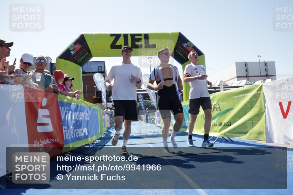 09.08.2026 - GEWOBA Citytriathlon Bremen Yannick Fuchs http://msf.ph/oto/9941966 09.08.2026 14:07:41 Ziel 676, 1119 meine-sportfotos.de