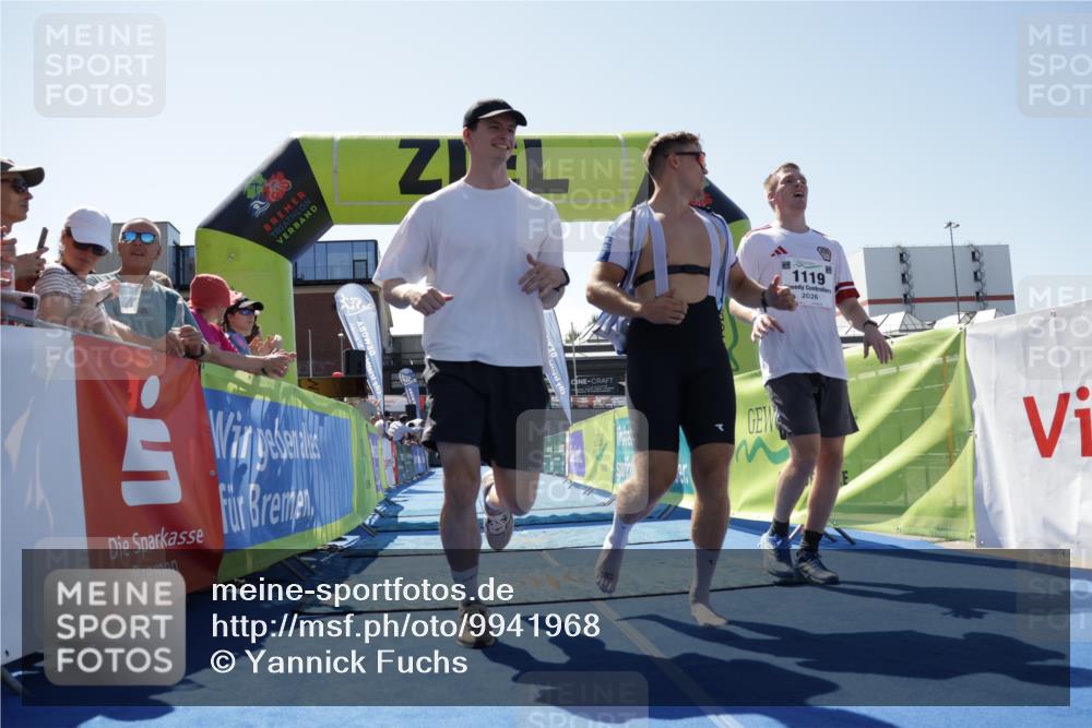 09.08.2026 - GEWOBA Citytriathlon Bremen Yannick Fuchs http://msf.ph/oto/9941968 09.08.2026 14:07:41 Ziel 676, 1119 meine-sportfotos.de