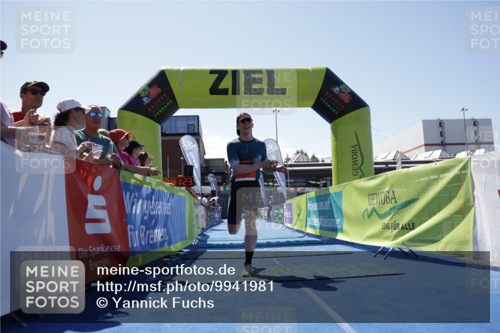 09.08.2026 - GEWOBA Citytriathlon Bremen Yannick Fuchs http://msf.ph/oto/9941981 09.08.2026 14:07:46 Ziel 676 meine-sportfotos.de