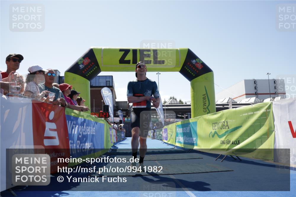 09.08.2026 - GEWOBA Citytriathlon Bremen Yannick Fuchs http://msf.ph/oto/9941982 09.08.2026 14:07:46 Ziel 676 meine-sportfotos.de