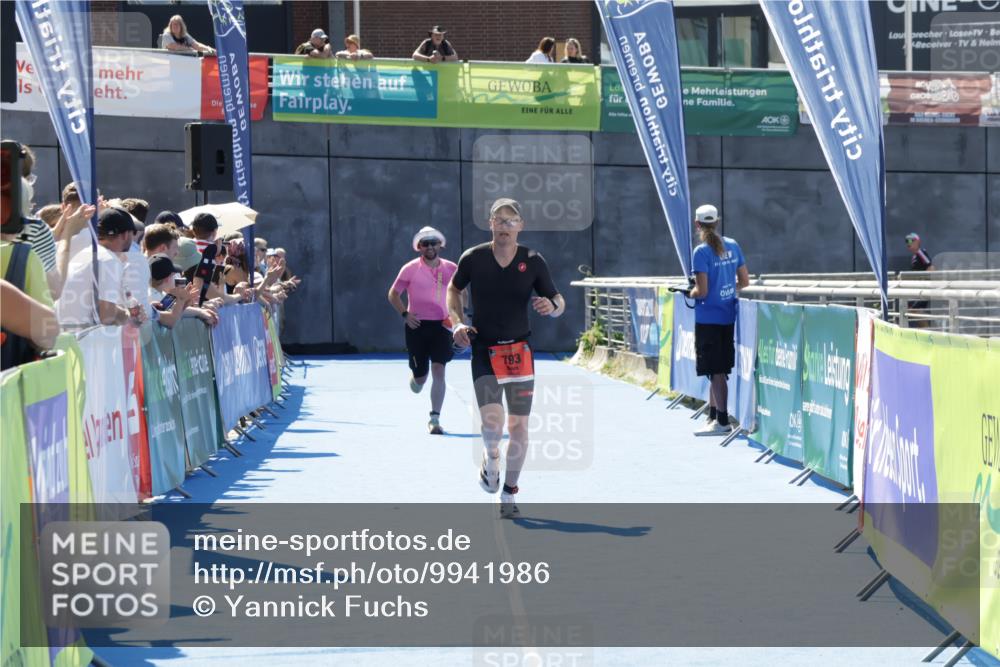 09.08.2026 - GEWOBA Citytriathlon Bremen Yannick Fuchs http://msf.ph/oto/9941986 09.08.2026 14:08:14 Ziel 793 meine-sportfotos.de