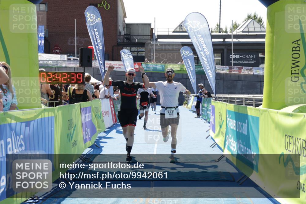 09.08.2026 - GEWOBA Citytriathlon Bremen Yannick Fuchs http://msf.ph/oto/9942061 09.08.2026 14:09:02 Ziel 647, 1111 meine-sportfotos.de