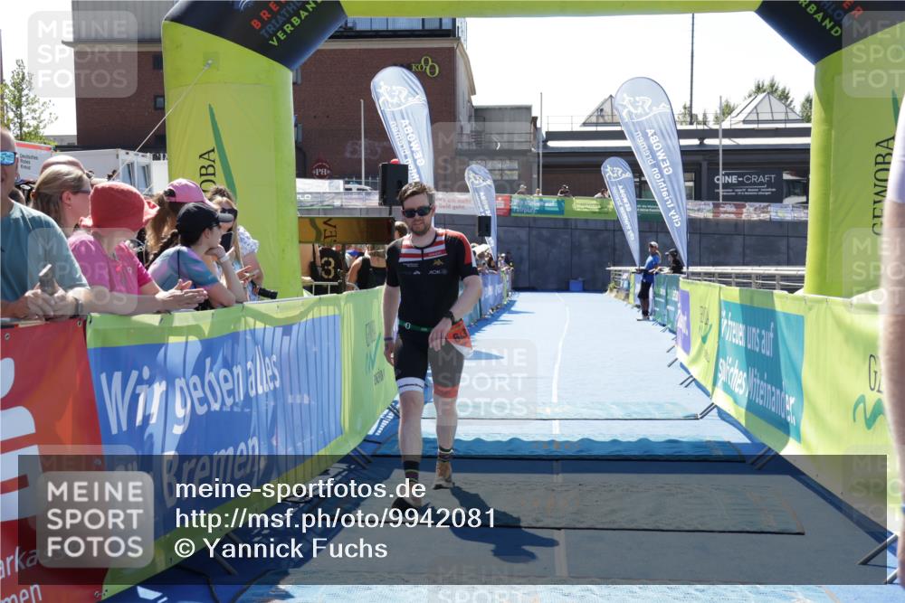 09.08.2026 - GEWOBA Citytriathlon Bremen Yannick Fuchs http://msf.ph/oto/9942081 09.08.2026 14:09:14 Ziel 643 meine-sportfotos.de
