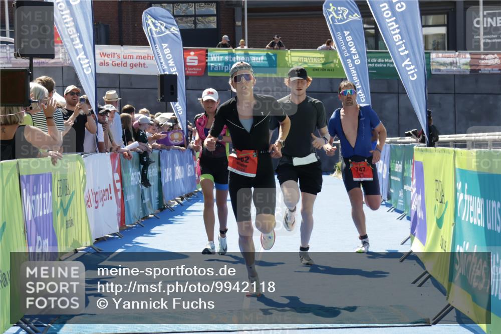09.08.2026 - GEWOBA Citytriathlon Bremen Yannick Fuchs http://msf.ph/oto/9942118 09.08.2026 14:09:56 Ziel 747, 898, 982, 1129 meine-sportfotos.de