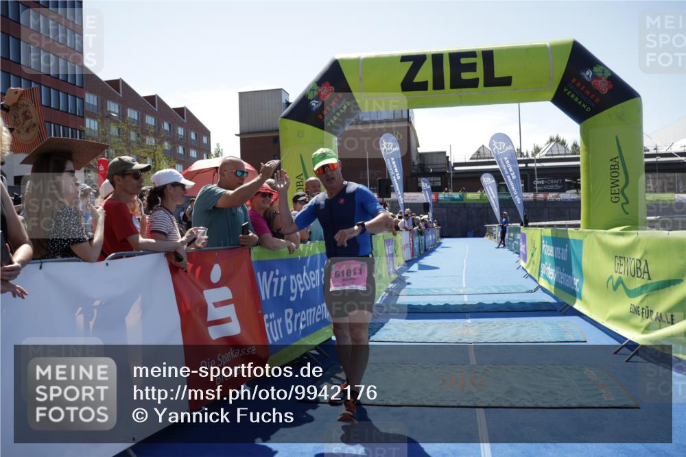 09.08.2026 - GEWOBA Citytriathlon Bremen Yannick Fuchs http://msf.ph/oto/9942176 09.08.2026 14:10:47 Ziel 1011, 1011 meine-sportfotos.de