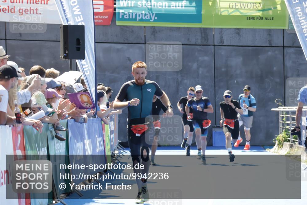 09.08.2026 - GEWOBA Citytriathlon Bremen Yannick Fuchs http://msf.ph/oto/9942236 09.08.2026 14:12:20 Ziel 545, 641 meine-sportfotos.de