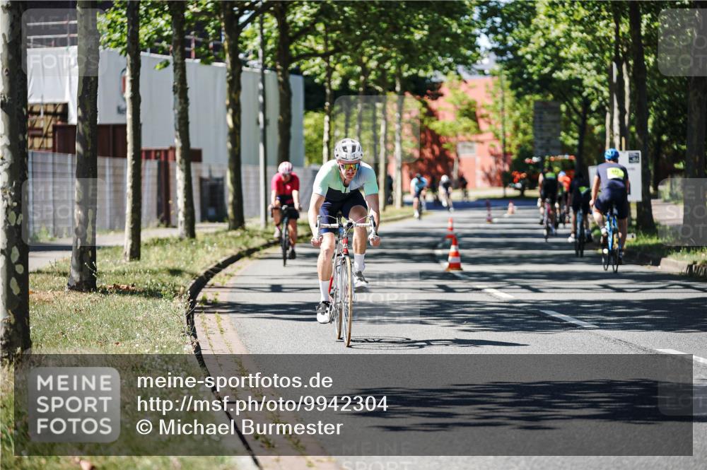 09.08.2026 - GEWOBA Citytriathlon Bremen Michael Burmester http://msf.ph/oto/9942304 09.08.2026 14:26:24 Radfahren 32, 51, 176, 366, 459, 497 meine-sportfotos.de