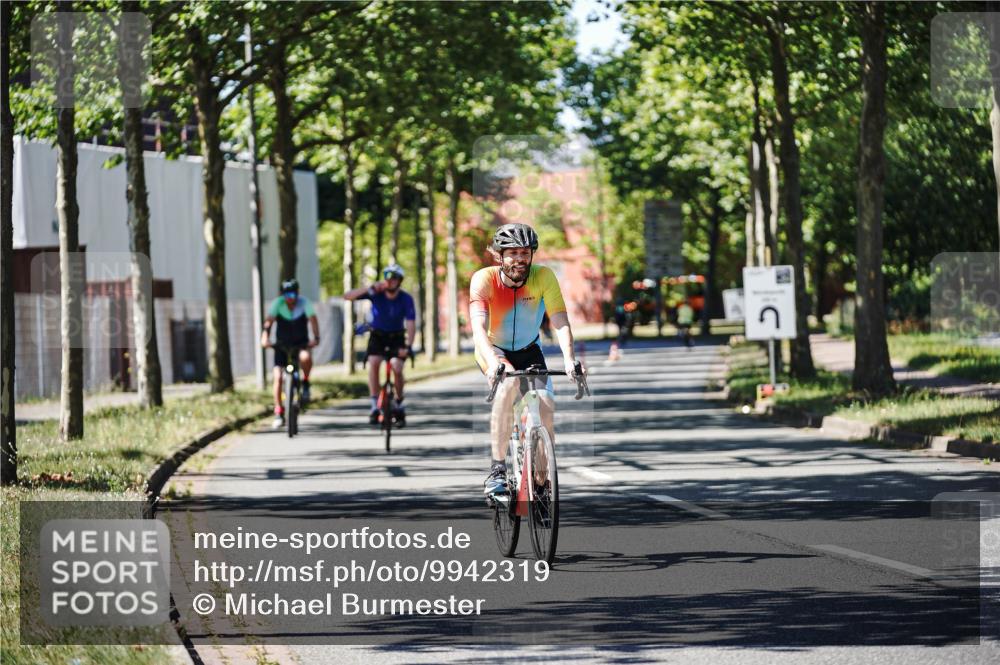 09.08.2026 - GEWOBA Citytriathlon Bremen Michael Burmester http://msf.ph/oto/9942319 09.08.2026 14:26:35 Radfahren 15, 16, 29, 32, 178, 408, 497 meine-sportfotos.de