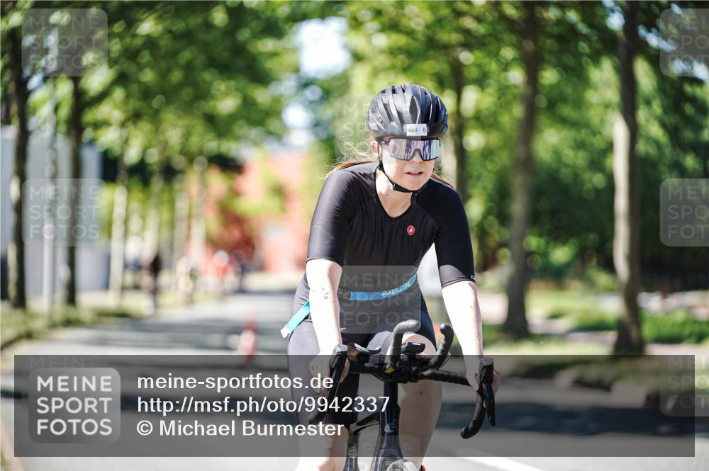 09.08.2026 - GEWOBA Citytriathlon Bremen Michael Burmester http://msf.ph/oto/9942337 09.08.2026 14:26:58 Radfahren 59, 156, 170, 427, 475, 484, 504 meine-sportfotos.de