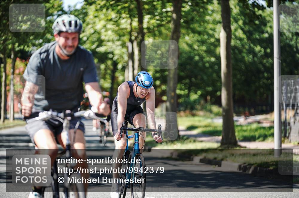 09.08.2026 - GEWOBA Citytriathlon Bremen Michael Burmester http://msf.ph/oto/9942379 09.08.2026 14:28:06 Radfahren 67, 72, 177, 331, 444 meine-sportfotos.de