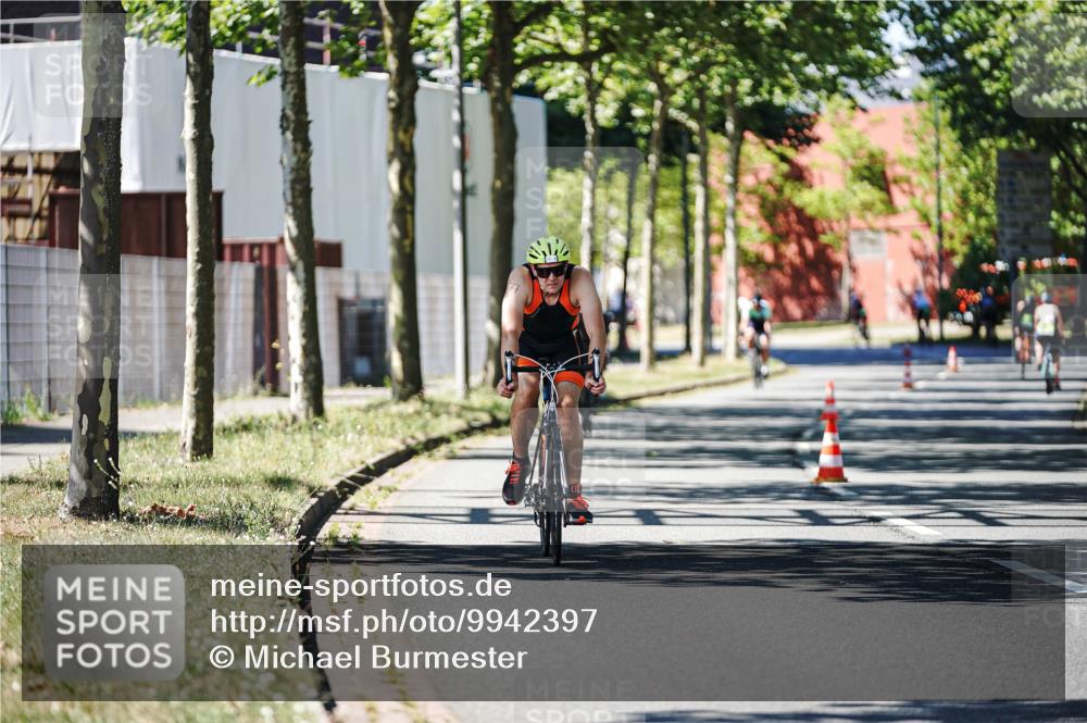 09.08.2026 - GEWOBA Citytriathlon Bremen Michael Burmester http://msf.ph/oto/9942397 09.08.2026 14:28:30 Radfahren 11, 77, 85, 100, 113, 119, 168 meine-sportfotos.de