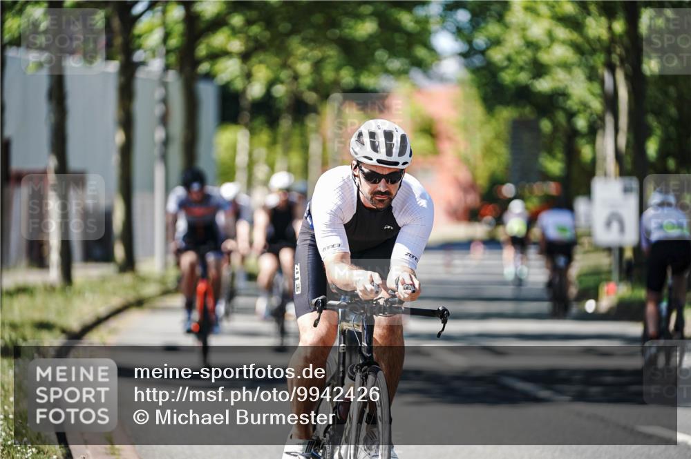 09.08.2026 - GEWOBA Citytriathlon Bremen Michael Burmester http://msf.ph/oto/9942426 09.08.2026 14:28:57 Radfahren 13, 33, 46, 50, 68, 71, 84, 97, 109, 114, 117, 124, 129, 150, 162, 350, 498 meine-sportfotos.de