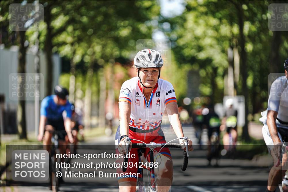 09.08.2026 - GEWOBA Citytriathlon Bremen Michael Burmester http://msf.ph/oto/9942468 09.08.2026 14:30:05 Radfahren 137, 279, 304, 401, 407, 469, 512 meine-sportfotos.de