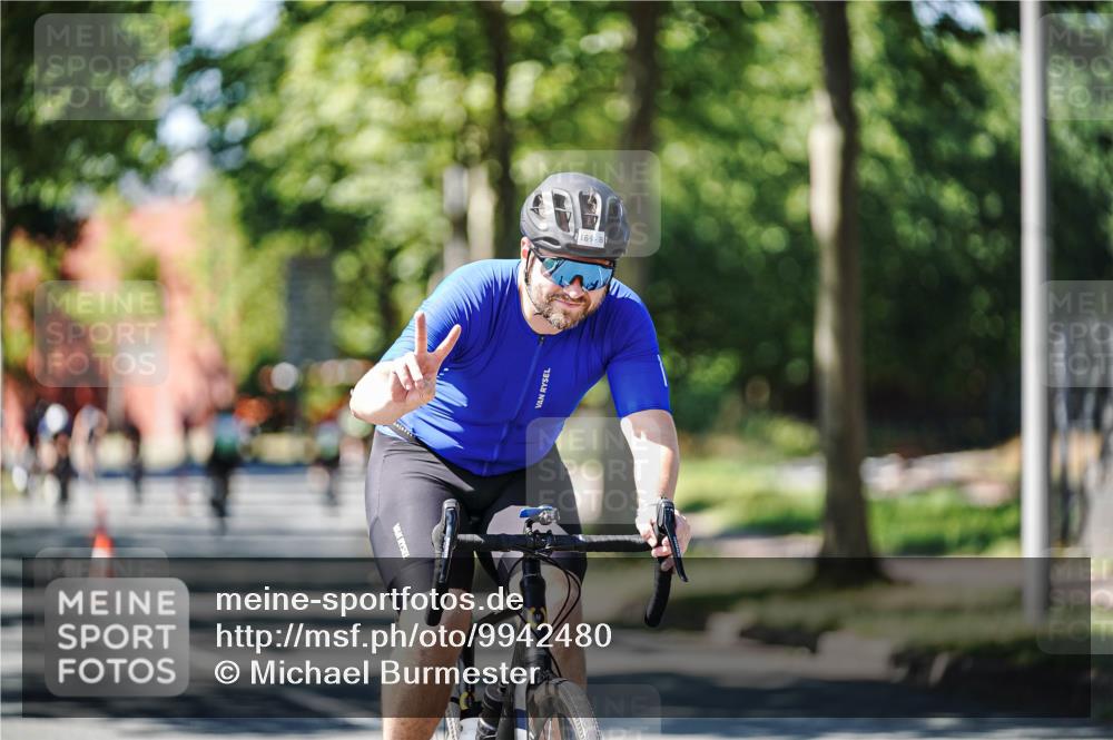 09.08.2026 - GEWOBA Citytriathlon Bremen Michael Burmester http://msf.ph/oto/9942480 09.08.2026 14:30:23 Radfahren 26, 27, 79, 139, 159, 169, 270, 304 meine-sportfotos.de