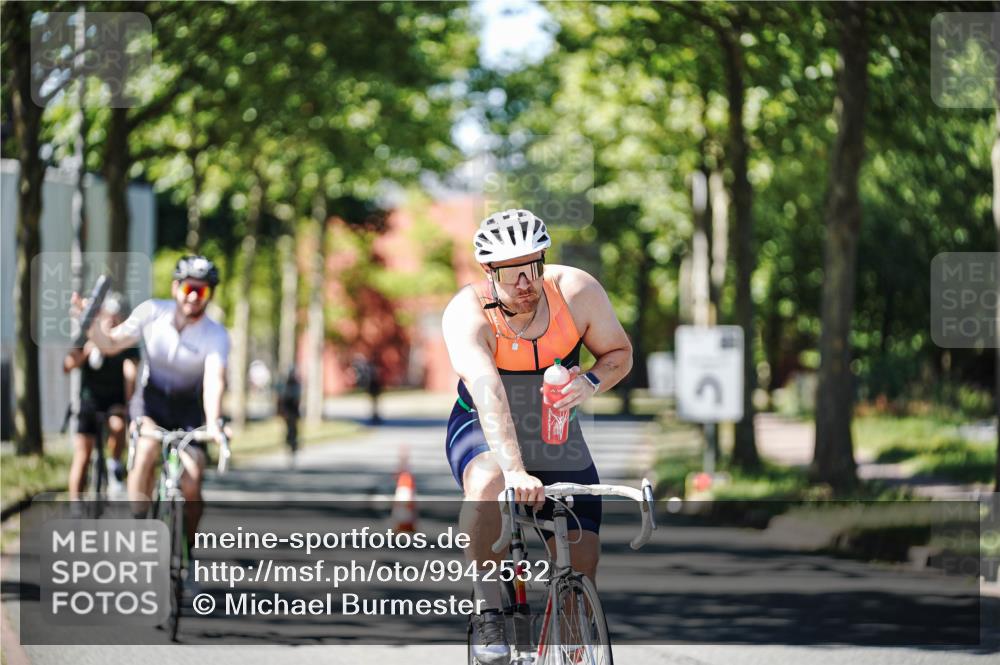 09.08.2026 - GEWOBA Citytriathlon Bremen Michael Burmester http://msf.ph/oto/9942532 09.08.2026 14:30:56 Radfahren 45, 54, 60, 73, 91, 92, 98, 105, 125, 135, 200, 353 meine-sportfotos.de