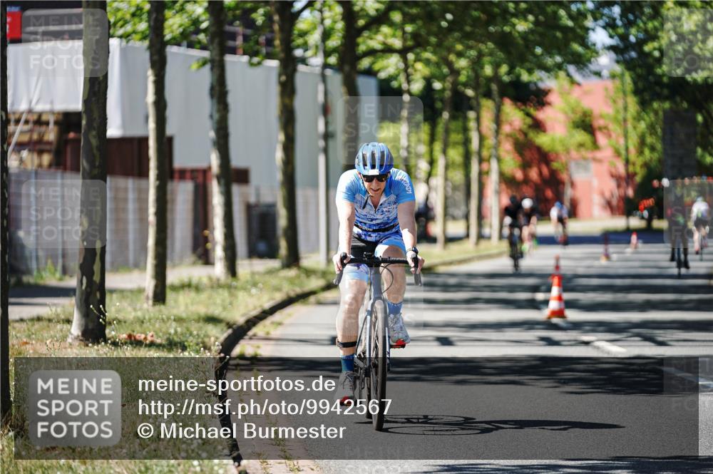 09.08.2026 - GEWOBA Citytriathlon Bremen Michael Burmester http://msf.ph/oto/9942567 09.08.2026 14:31:53 Radfahren 3, 21, 70, 134, 151, 161, 360 meine-sportfotos.de