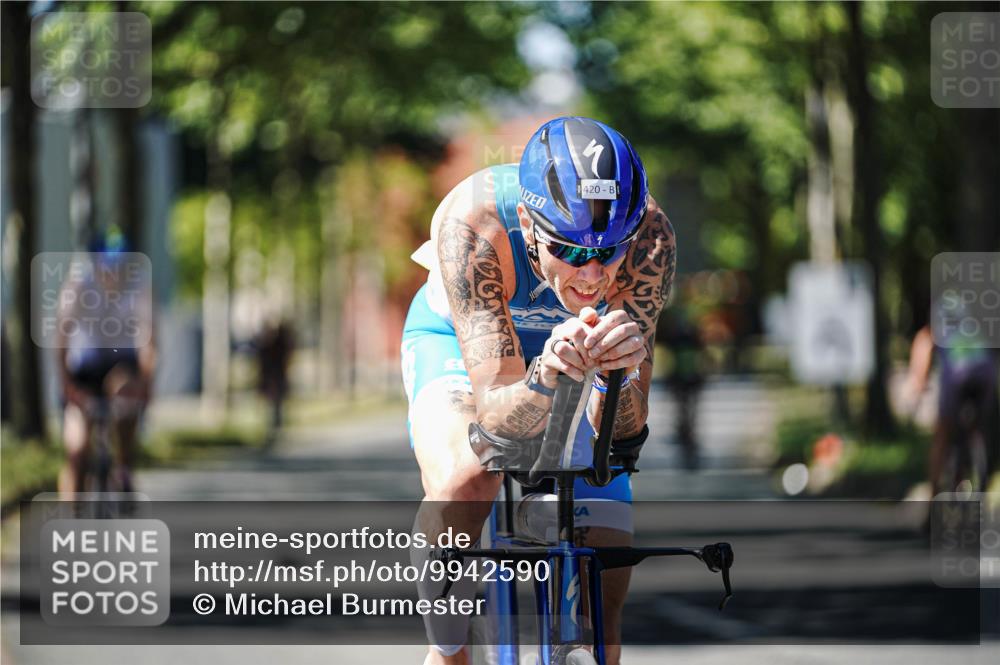 09.08.2026 - GEWOBA Citytriathlon Bremen Michael Burmester http://msf.ph/oto/9942590 09.08.2026 14:32:33 Radfahren 2, 22, 44, 76, 83, 396 meine-sportfotos.de
