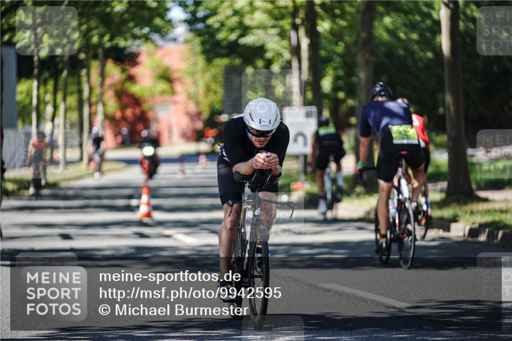 09.08.2026 - GEWOBA Citytriathlon Bremen Michael Burmester http://msf.ph/oto/9942595 09.08.2026 14:32:38 Radfahren 2, 22, 44, 76, 83, 396 meine-sportfotos.de