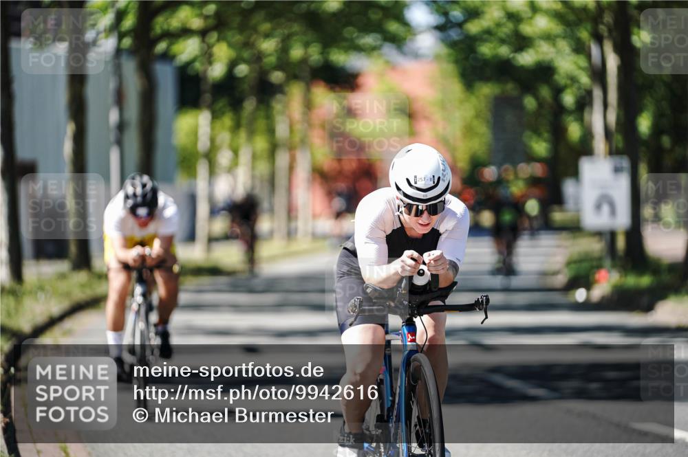 09.08.2026 - GEWOBA Citytriathlon Bremen Michael Burmester http://msf.ph/oto/9942616 09.08.2026 14:32:59 Radfahren 9, 19, 38, 148, 257, 302, 349 meine-sportfotos.de