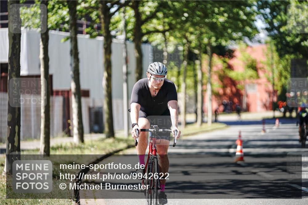 09.08.2026 - GEWOBA Citytriathlon Bremen Michael Burmester http://msf.ph/oto/9942622 09.08.2026 14:33:04 Radfahren 9, 19, 38, 148, 257, 302, 349, 354 meine-sportfotos.de