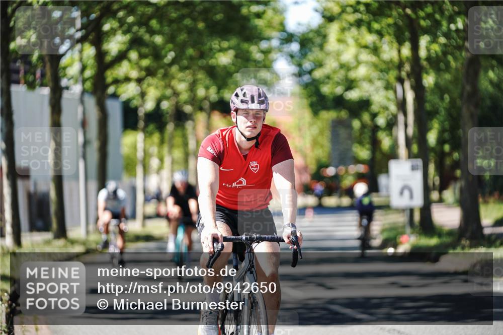 09.08.2026 - GEWOBA Citytriathlon Bremen Michael Burmester http://msf.ph/oto/9942650 09.08.2026 14:33:28 Radfahren 17, 86, 158, 179, 180, 232, 263, 265, 308, 395 meine-sportfotos.de