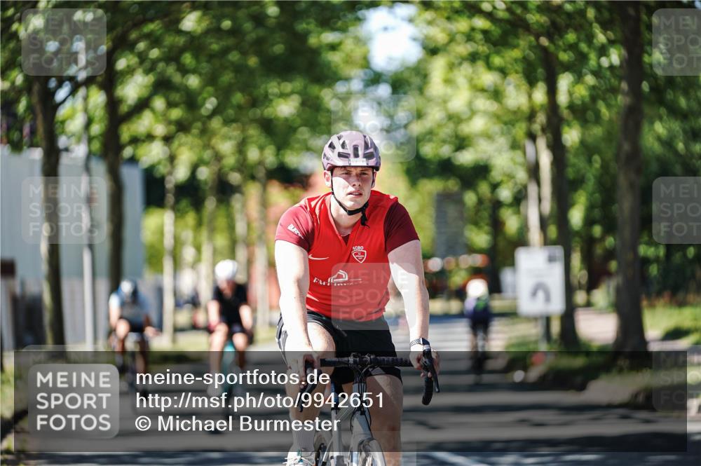 09.08.2026 - GEWOBA Citytriathlon Bremen Michael Burmester http://msf.ph/oto/9942651 09.08.2026 14:33:28 Radfahren 17, 86, 158, 179, 180, 232, 263, 265, 308, 395 meine-sportfotos.de