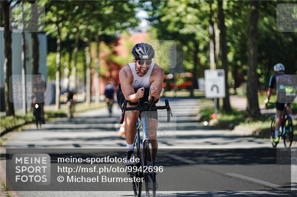09.08.2026 - GEWOBA Citytriathlon Bremen Michael Burmester http://msf.ph/oto/9942696 09.08.2026 14:33:51 Radfahren 5, 43, 66, 82, 146, 278, 285, 345, 371, 470 meine-sportfotos.de