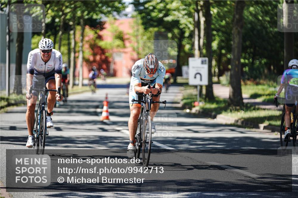 09.08.2026 - GEWOBA Citytriathlon Bremen Michael Burmester http://msf.ph/oto/9942713 09.08.2026 14:34:15 Radfahren 12, 69, 90, 95, 211, 429, 455 meine-sportfotos.de