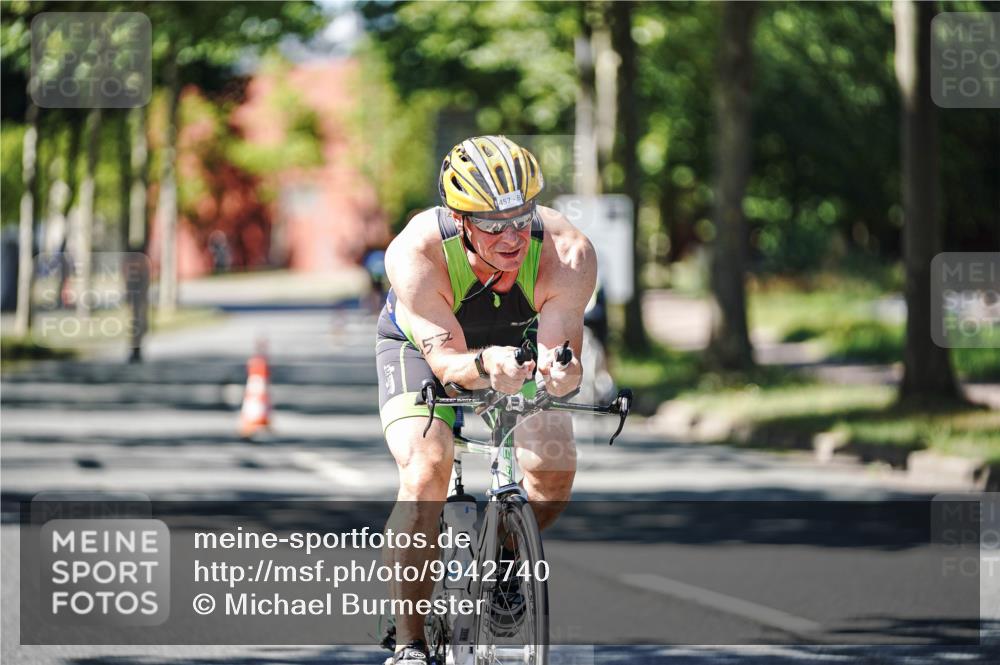 09.08.2026 - GEWOBA Citytriathlon Bremen Michael Burmester http://msf.ph/oto/9942740 09.08.2026 14:34:45 Radfahren 182, 217, 378, 457 meine-sportfotos.de