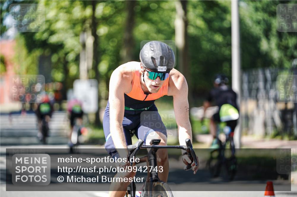 09.08.2026 - GEWOBA Citytriathlon Bremen Michael Burmester http://msf.ph/oto/9942743 09.08.2026 14:34:51 Radfahren 217, 378, 457 meine-sportfotos.de