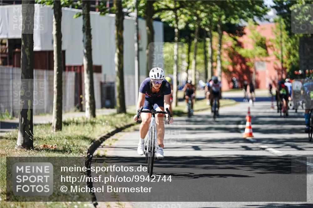09.08.2026 - GEWOBA Citytriathlon Bremen Michael Burmester http://msf.ph/oto/9942744 09.08.2026 14:34:59 Radfahren 20, 220, 236, 284, 351, 362, 378 meine-sportfotos.de