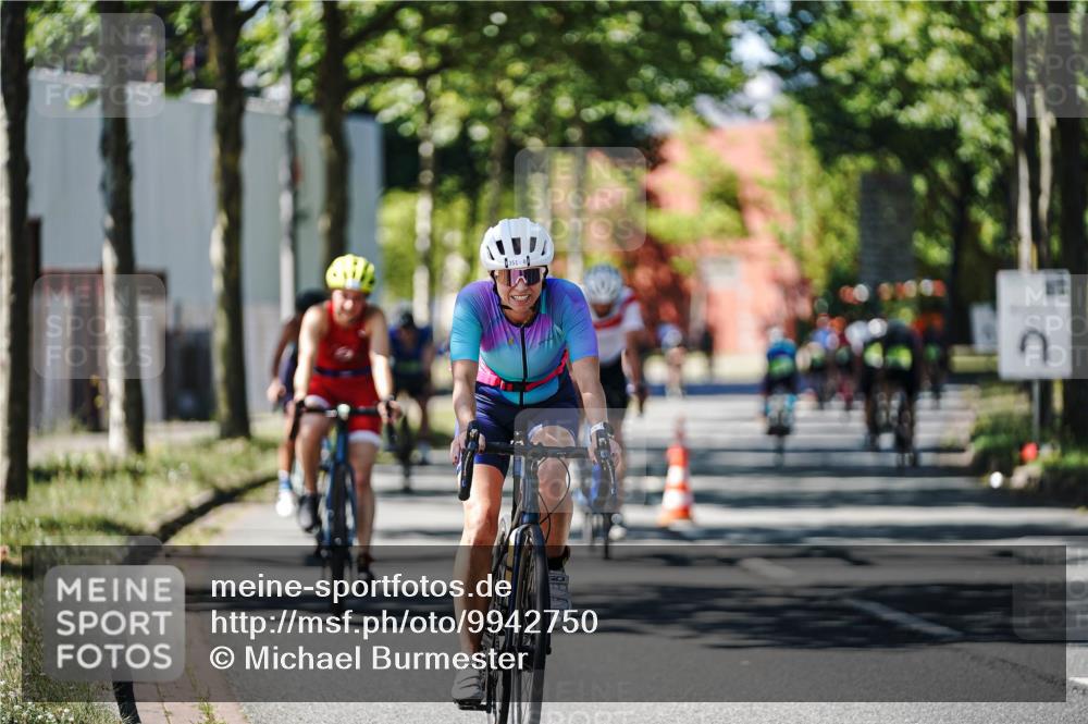 09.08.2026 - GEWOBA Citytriathlon Bremen Michael Burmester http://msf.ph/oto/9942750 09.08.2026 14:35:02 Radfahren 20, 220, 236, 284, 351, 362, 378, 404 meine-sportfotos.de