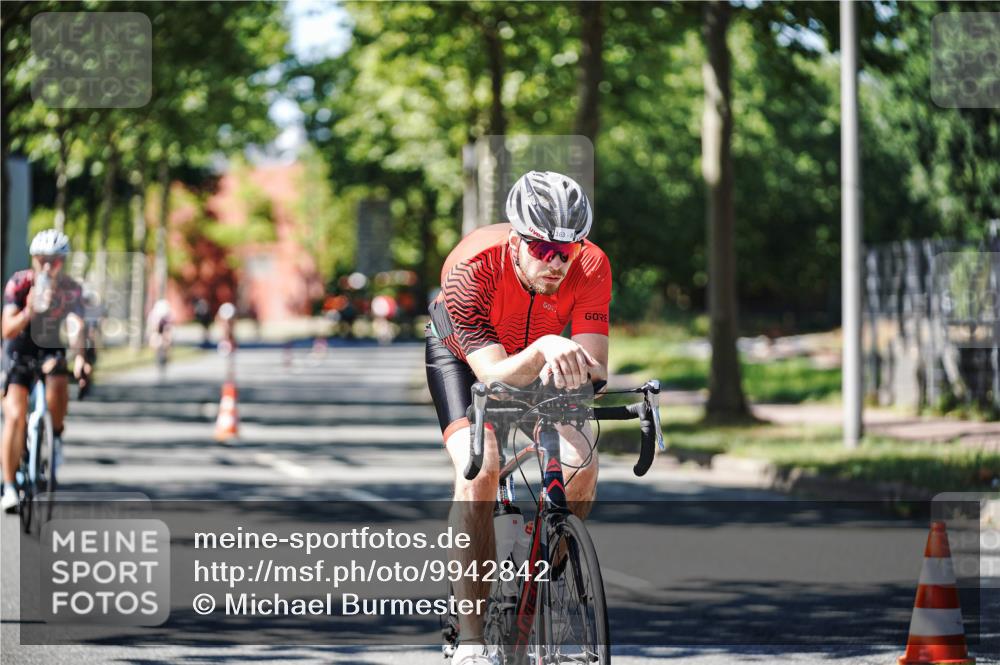 09.08.2026 - GEWOBA Citytriathlon Bremen Michael Burmester http://msf.ph/oto/9942842 09.08.2026 14:36:07 Radfahren 6, 53, 152, 163, 235, 240, 269, 274, 309, 329, 343, 373 meine-sportfotos.de