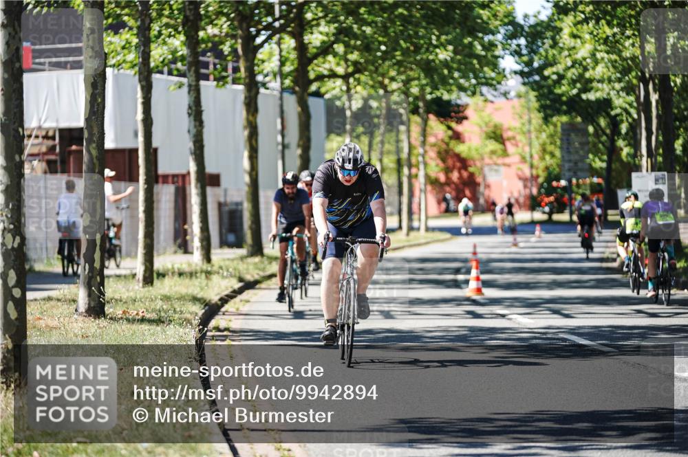 09.08.2026 - GEWOBA Citytriathlon Bremen Michael Burmester http://msf.ph/oto/9942894 09.08.2026 14:36:43 Radfahren 89, 110, 122, 256, 336, 337 meine-sportfotos.de