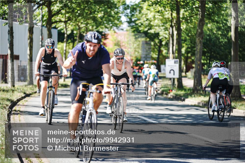 09.08.2026 - GEWOBA Citytriathlon Bremen Michael Burmester http://msf.ph/oto/9942931 09.08.2026 14:37:21 Radfahren 10, 58, 87, 172, 300, 316, 369, 385, 448 meine-sportfotos.de