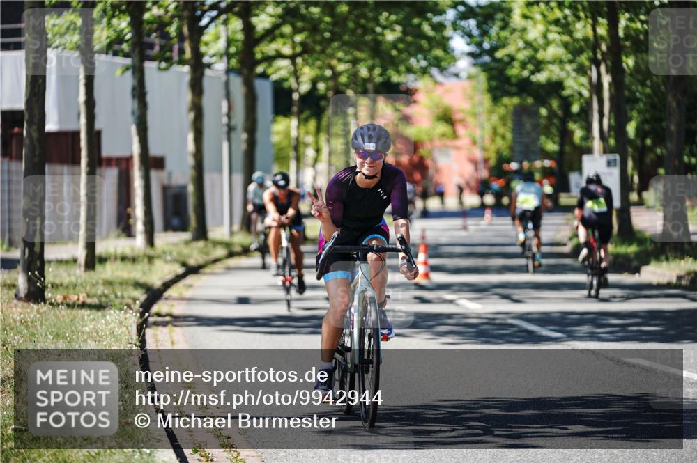 09.08.2026 - GEWOBA Citytriathlon Bremen Michael Burmester http://msf.ph/oto/9942944 09.08.2026 14:37:36 Radfahren 203, 288, 290, 305, 458, 487 meine-sportfotos.de