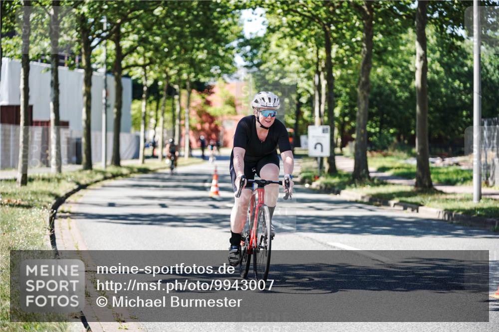 09.08.2026 - GEWOBA Citytriathlon Bremen Michael Burmester http://msf.ph/oto/9943007 09.08.2026 14:38:13 Radfahren 190, 193, 221, 266, 277, 280, 289, 293, 297, 306, 314, 319, 324, 330, 335, 344, 402, 434, 454, 521, 522 meine-sportfotos.de