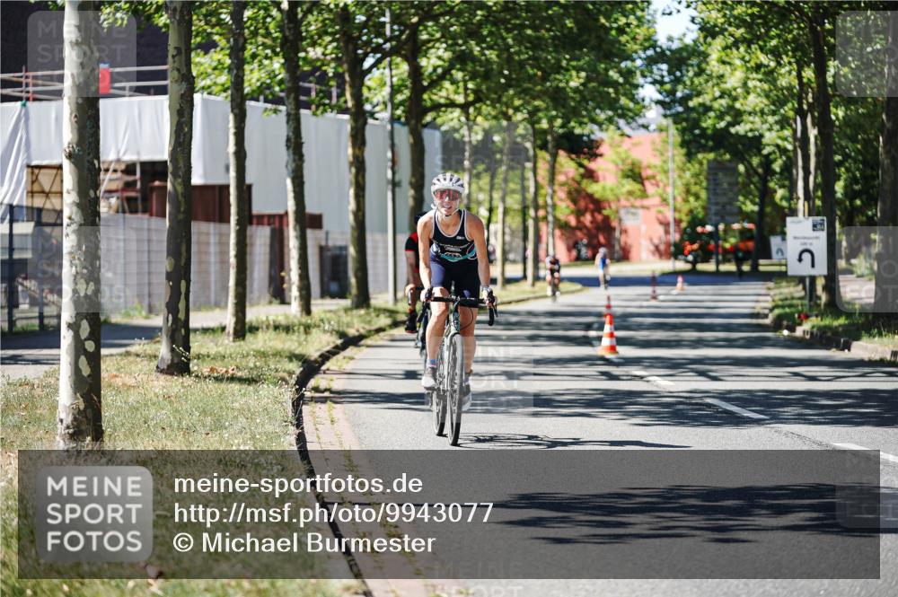 09.08.2026 - GEWOBA Citytriathlon Bremen Michael Burmester http://msf.ph/oto/9943077 09.08.2026 14:39:02 Radfahren 196, 310, 326, 347, 438 meine-sportfotos.de