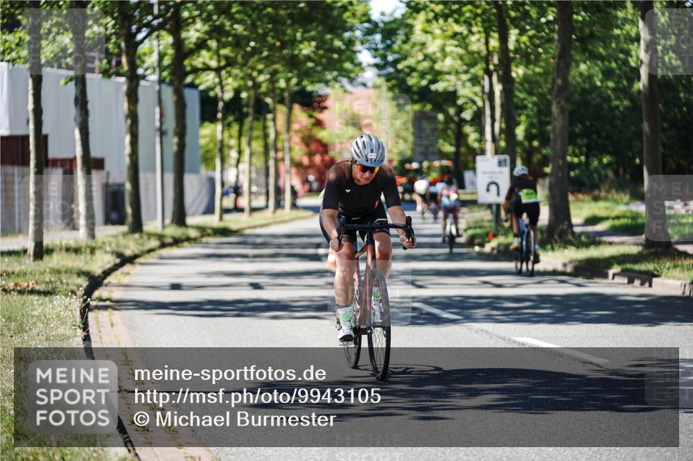 09.08.2026 - GEWOBA Citytriathlon Bremen Michael Burmester http://msf.ph/oto/9943105 09.08.2026 14:39:41 Radfahren 239, 340 meine-sportfotos.de
