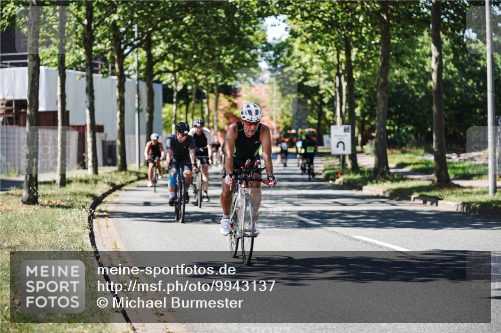 09.08.2026 - GEWOBA Citytriathlon Bremen Michael Burmester http://msf.ph/oto/9943137 09.08.2026 14:40:13 Radfahren 88, 101, 237, 238, 261, 282, 338, 388, 412, 440, 479, 482 meine-sportfotos.de