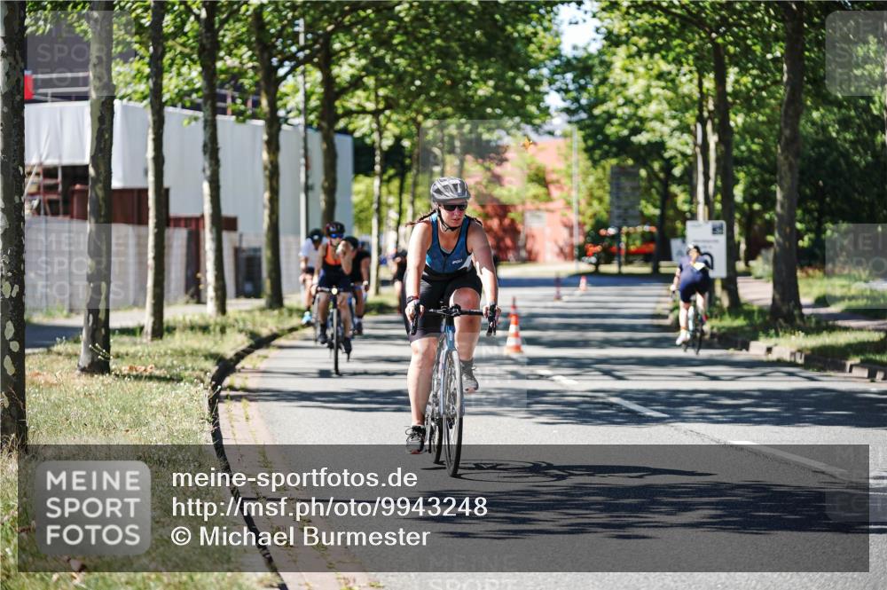 09.08.2026 - GEWOBA Citytriathlon Bremen Michael Burmester http://msf.ph/oto/9943248 09.08.2026 14:41:45 Radfahren 138, 212, 255, 311, 313, 389, 394, 411, 419, 435, 471, 519 meine-sportfotos.de