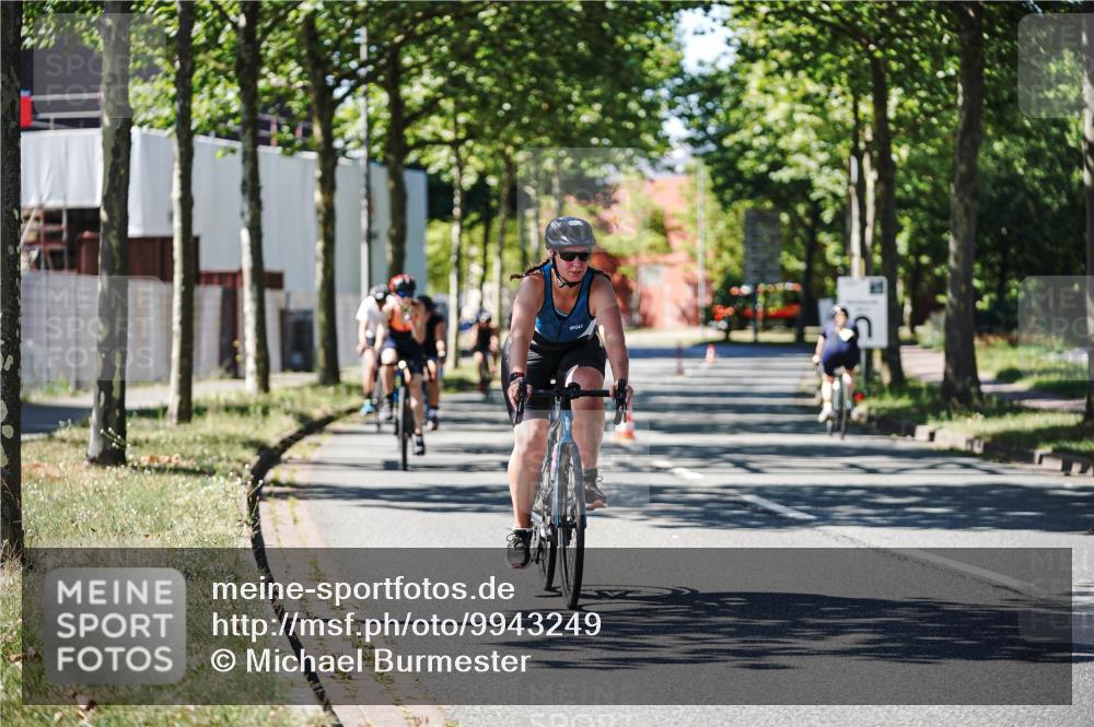 09.08.2026 - GEWOBA Citytriathlon Bremen Michael Burmester http://msf.ph/oto/9943249 09.08.2026 14:41:45 Radfahren 138, 212, 255, 311, 313, 389, 394, 411, 419, 435, 471, 519 meine-sportfotos.de