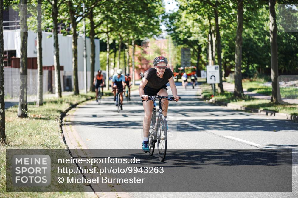 09.08.2026 - GEWOBA Citytriathlon Bremen Michael Burmester http://msf.ph/oto/9943263 09.08.2026 14:41:57 Radfahren 138, 212, 262, 311, 313, 394, 397, 411, 424, 437, 467, 468, 519 meine-sportfotos.de