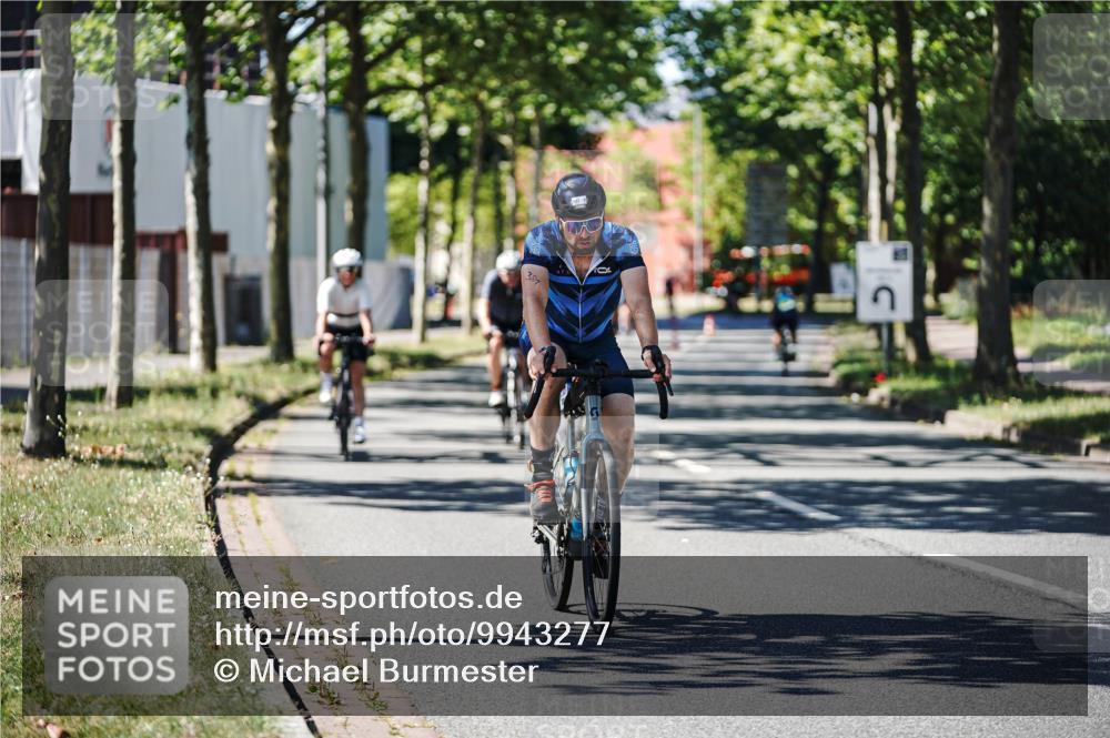 09.08.2026 - GEWOBA Citytriathlon Bremen Michael Burmester http://msf.ph/oto/9943277 09.08.2026 14:42:05 Radfahren 214, 252, 262, 379, 381, 397, 424, 437, 441, 467, 468 meine-sportfotos.de